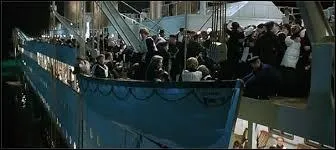 De retour dans le présent, Rose termine son histoire par la mort de Cal. Quand serait-il mort, à sa connaissance ?