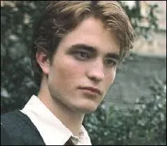 Qui a été tué par Peter Pettigrow ?