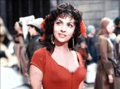 Dans "Belle" c'est Frollo qui chantait "Est-ce le Diable qui s'est incarné en elle, pour détourner mes yeux du Dieu éternel"... avec la voix de :