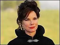 Qui est la mère de Regina ?