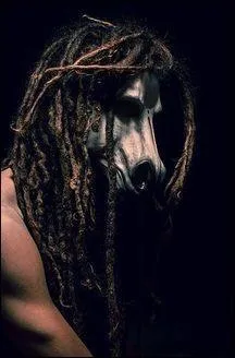 Quel dieu se transforma en cheval afin de poursuivre Déméter ?