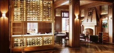 Voici le magnifique restaurant. De quel illustre personnage de la Nouvelle-France ledit restaurant porte-t-il le nom ?