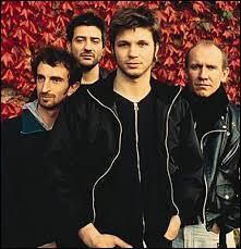 Quel groupe français a interprété "Le vent nous portera" en 2001 ?