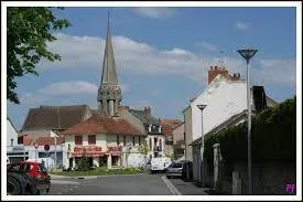 Commune auvergnate de l'aire urbaine de Vichy, Saint-Germain-des-Fossés se situe dans le département ...