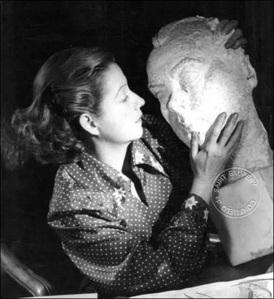 Durant l'entre-deux-guerres, le Lutetia accueille de nombreuses célébrités. Il est un témoin important du renouveau artistique : en 1920, Picasso, Matisse, André Gide (y vécut à l'année), James Joyce, Samuel Beckett et André Malraux forment une liste impressionnante d'invités qui se sont assis au célèbre bar. En 1936, quel couple célèbre y demeure ?