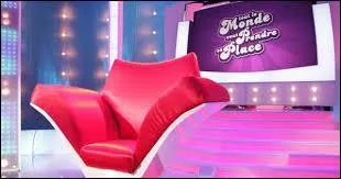 Dans "Qui veut prendre sa place" , comment s'appelle le présentateur ?