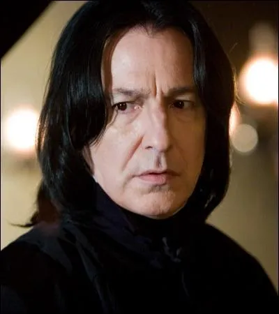 « Vous faites tous les efforts possibles pour vous donner l'illusion que le monde de la sorcellerie a les yeux tournés vers vous, mais peu m'importe combien de fois votre photo apparaîtra dans la presse. Pour moi, Potter, vous ne serez jamais qu'un petit voyou qui se croit au-dessus des règlements. »