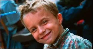 S'est-il déjà montré étant petit ?