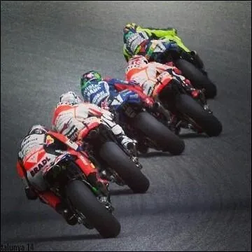 Quel est le nom du pilote en cinquième position ?