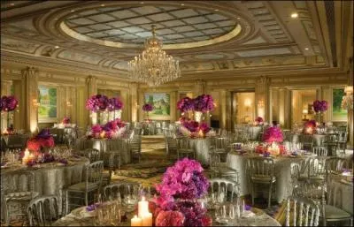 Comment s'appelle le magnifique restaurant du George V ?