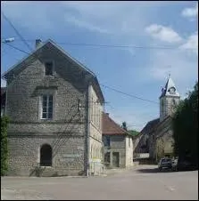 Village Côte-d'Orien, Lucenay-le-Duc se situe en région ...