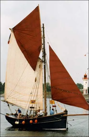 Ce vieux gréement est sacrément vieux, plus d'un siècle, ce "TL" ! D'où vient-il ?