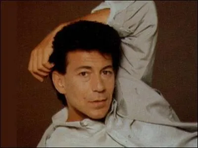 Cette chanson est dédiée à la fille du chanteur. Quel est son prénom ?