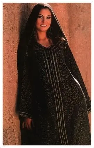 Bon mais alors, cette histoire de "burnous" ?