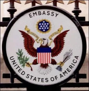 Si on considère le nombre d'institutions et d'ambassades, quelle est la première ville diplomatique au monde ?