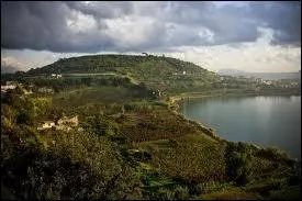 Où est située cette zone étrange, faisant partie des 12 triangles maudits dans le monde, et où les cancers sont beaucoup plus nombreux qu'ailleurs ?