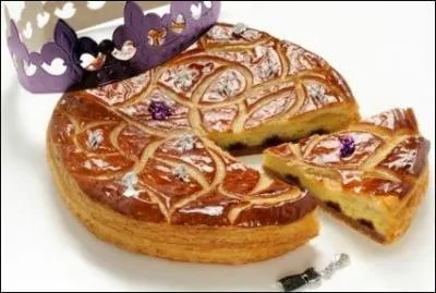 Combien de calories apporte une part de galette à la frangipane de 100g.