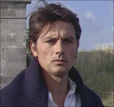 Partenaire de Lino Ventura dans "Les aventuriers", c'est ...