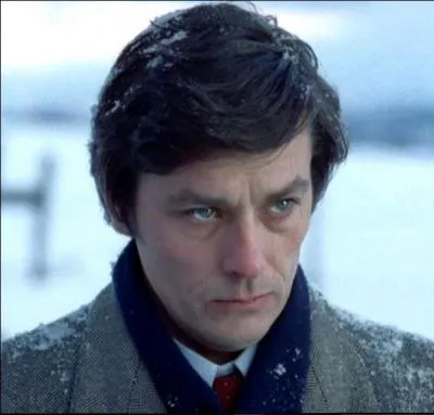 Quel est le nom du juge dans "Les granges brûlées" ?