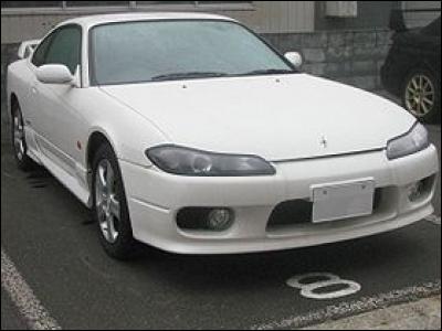 Quelle est cette voiture japonaise ?