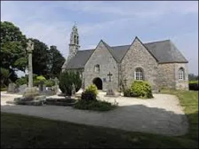 Commune Costarmoricaine du pays historique du Trégor, Caouënnec-Lanvézéac se situe en région ...