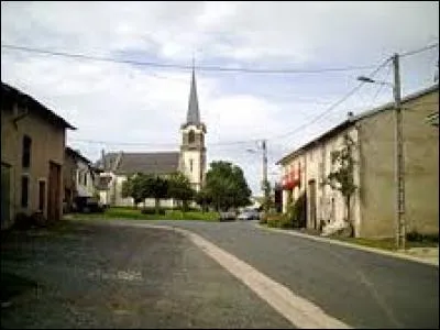 Nous sommes à Réchicourt-la-Petite. Petit village lorrain de 68 habitants du nouveau canton de Baccarat, il se situe dans le département ...