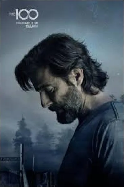 Qui parmi le Peuple du Ciel est enfermé avec les Terriens pour trahison ? Et pourquoi Kane l'a voulu ?