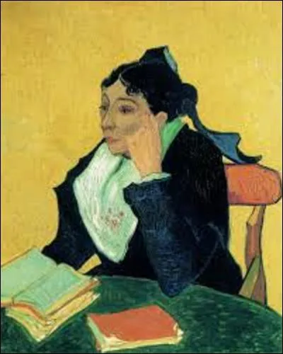 Ce portrait peint, en 1888, s'appelle 'L'Arlésienne" et a un nom : Mme Ginoux. Tenancière du "Café de la Gare d'Arles", elle eut durant sa vie souvent contact avec des artistes comme Paul Gauguin, ou celui qui nous intéresse qui se nomme :