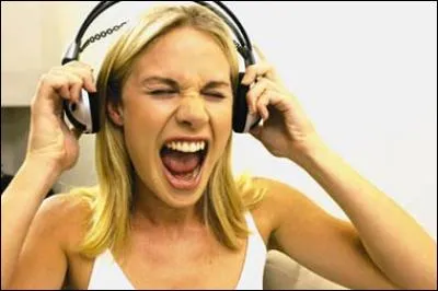 Je ne suis pas du tout le genre de personne "outgoing".
Que signifie "outgoing" ?