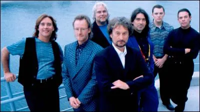 "Even in the Quietest Moment" est un album de :