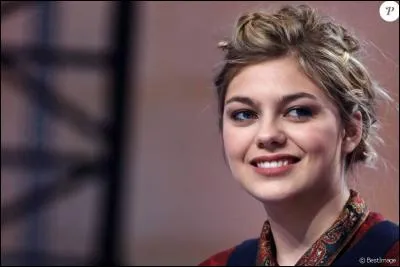 Quelle star connaît la même carrière que Louane ?