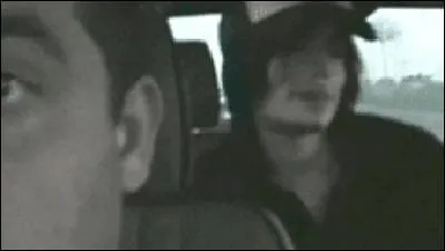 Cette image est tirée d'une vidéo où Michael danse dans une voiture, sur quelle chanson danse-t-il ?