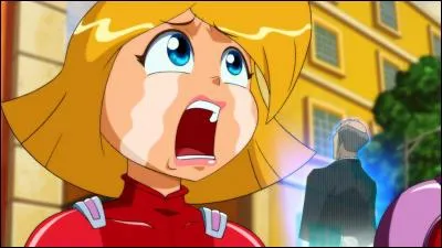 Quelle actrice joue le rôle de Clover ?