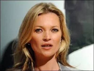 Kate Moss a été découverte par Calvin Klein.
