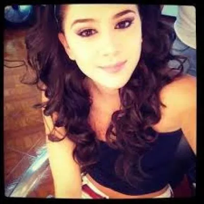 Et le pouvoir de Noélia, la domestique de la maison ?