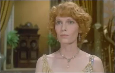 Comment s'appelle l'actrice qui joue Jacqueline de Bellefort ?