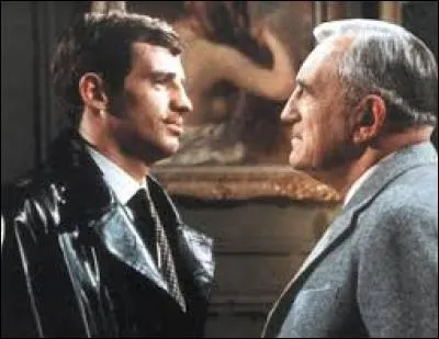 Ce film de Jean-Pierre Melville nous montre Charles Vanel en fuite avec Belmondo en garde du corps.