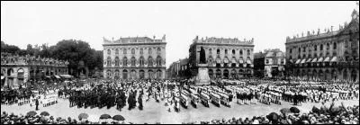 Dans quelle ville peut-on admirer la place Stanislas ?