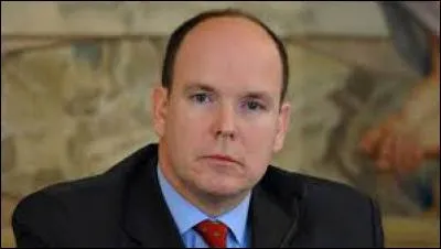 Combien de fois le prince Albert de Monaco a-t-il participé aux Jeux olympiques d'hiver ?