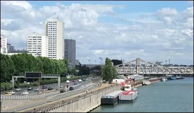 La Marne vient se jeter dans la Seine entre :