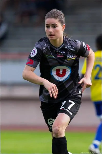 Qui est cette joueuse de D1 ?