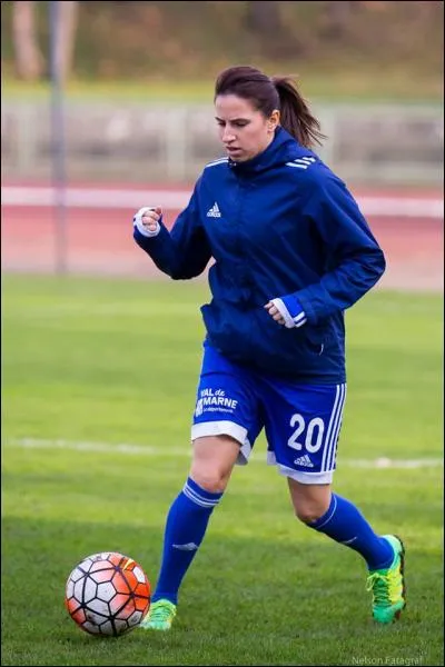 Qui est cette joueuse de D1 ?