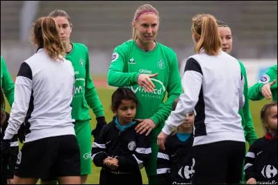 Qui est cette joueuse de D1 ?