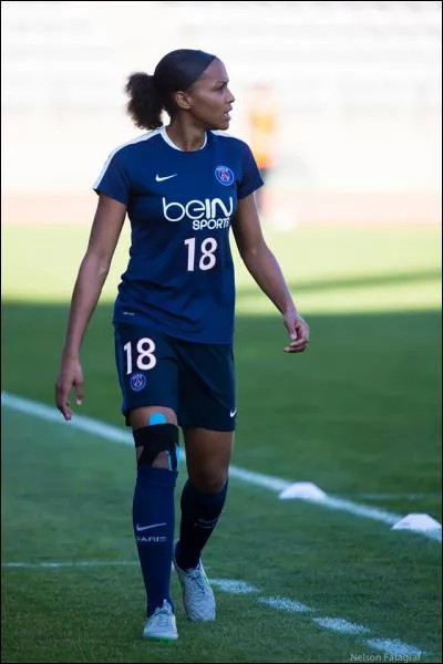 Qui est cette joueuse de D1 ?