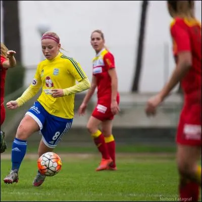 Qui est cette joueuse de D1 ?