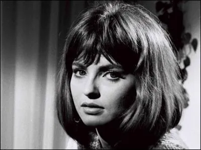 Actrice française, elle est retrouvée, le 24 avril 2011, noyée au fond de la piscine de sa villa, la tête et les épaules coincées dans un croisillon métallique d'une lourde chaise en fer forgé :