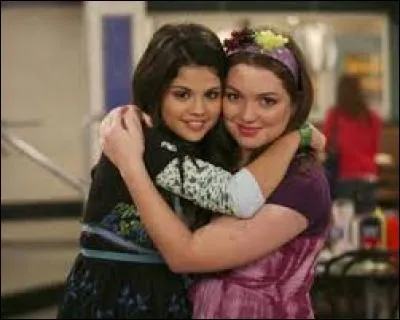 Qui est la meilleure amie d'Alex ?