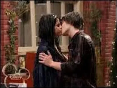 De qui Alex est-elle vraiment amoureuse ?