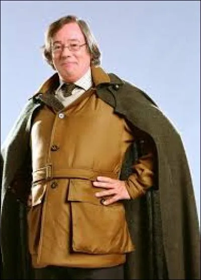 Celui qui s'est occupé de Mr Diggory se nomme :