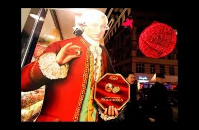 En 1765, âgé de neuf ans, Mozart fait l'objet d'une étude à la Royal Society de Londres où l'on prouve qu'il n'est pas un nain. Vrai ou faux ?